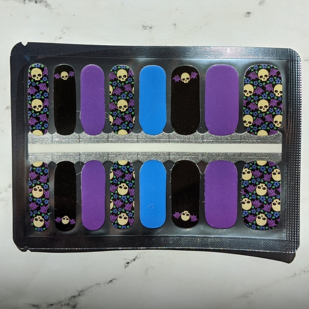 5 for $15 Nail Wraps- Pretty Wicked